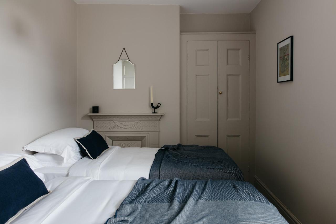 The Curator'S Apartment - Spacious 2 Bedrooms Bath Exteriör bild